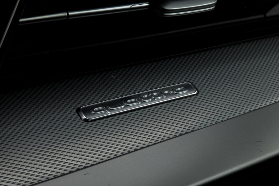 Audi A3 Limousine 2.0 TFSI quattro S3 Edition One | HEAD UP | RS SPORSTOELEN | MASSAGE STOELEN | BANG & OLUFSEN | PANO