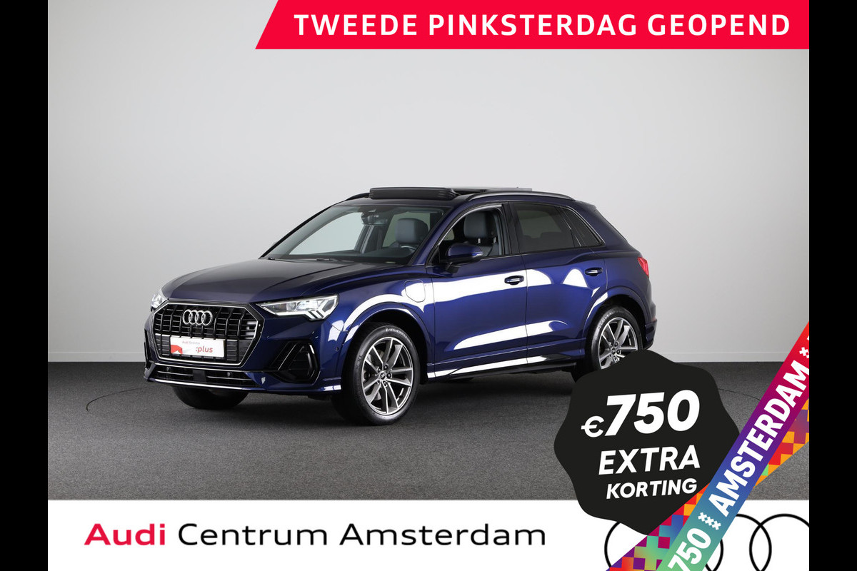 Audi Q3 45 TFSI e S edition 245pk | Panoramadak | Lederen bekleding | Parkeercamera | Verwarmbare voorstoelen Audi Q3 45 TFSI e S edition 245pk | Panoramadak | Lederen bekleding | Parkeercamera | Verwarmbare voorstoelen