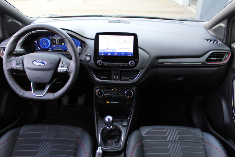 Ford Puma 1.0-155pk EcoBoost Hybrid ST-Line X. Luxe Ford Puma, slechts 9.100km ! Autm. airco, navigatie, telefoonvoorb., adaptieve cruise cntrl, LM wielen, stoel-, stuur- en voorraamverw., side- en lane assist, LED verlichting, camera, parkeersensoren v+a etc.