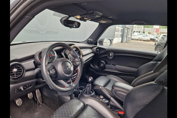 MINI Cooper 1.5 136PK / NL auto /Carplay /Garantie