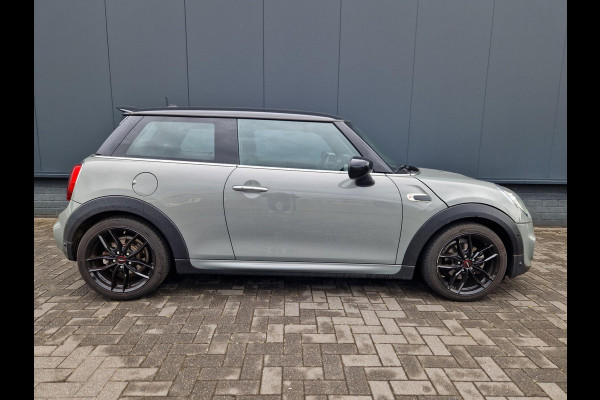 MINI Cooper 1.5 136PK / NL auto /Carplay /Garantie