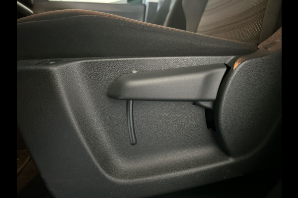 Opel Combo-e Life L1H1 Edition 50 kWh | Stoelverwarming | Carplay | Camera  | Soh (batterijcheck) 89,31 %