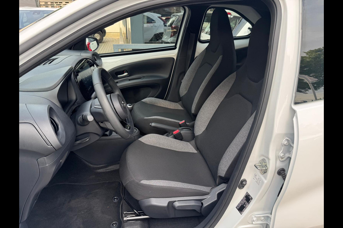 Toyota Aygo X 1.0 VVT-i MT Play (BOVAG/RIJKLAARPRIJS)