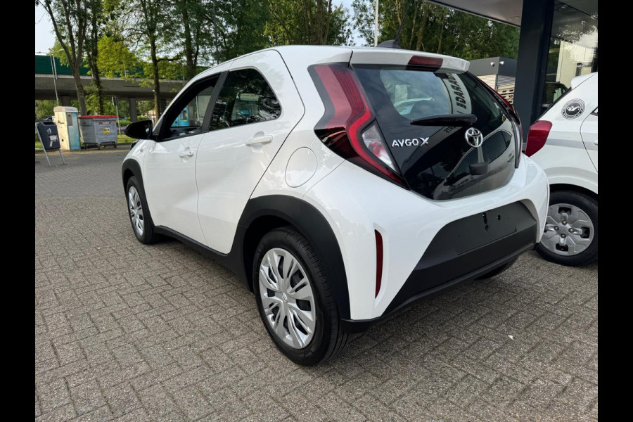Toyota Aygo X 1.0 VVT-i MT Play (BOVAG/RIJKLAARPRIJS)