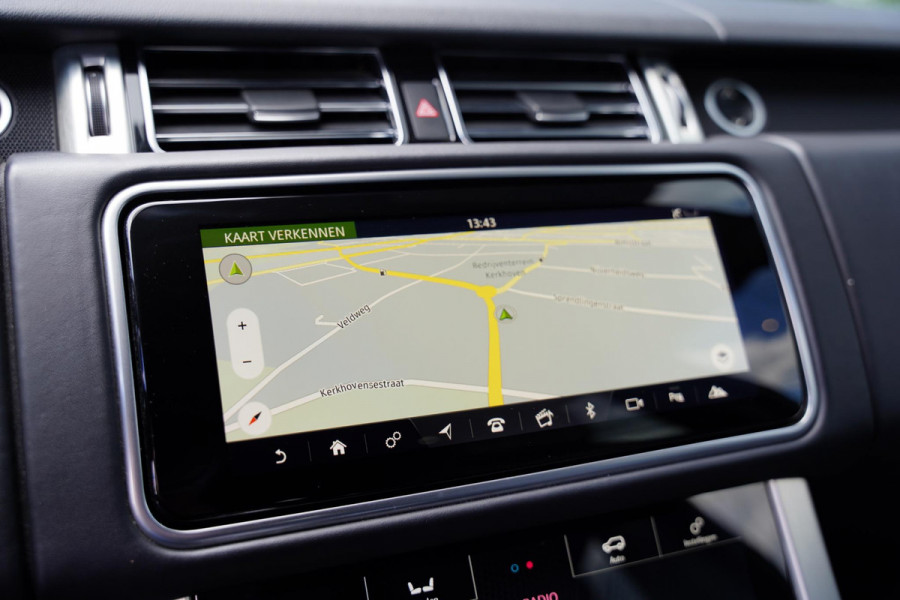 Land Rover Range Rover 4.4 SDV8 Panoramadak Meridian 22 Inch