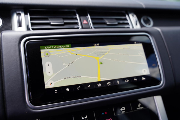 Land Rover Range Rover 4.4 SDV8 Panoramadak Meridian 22 Inch