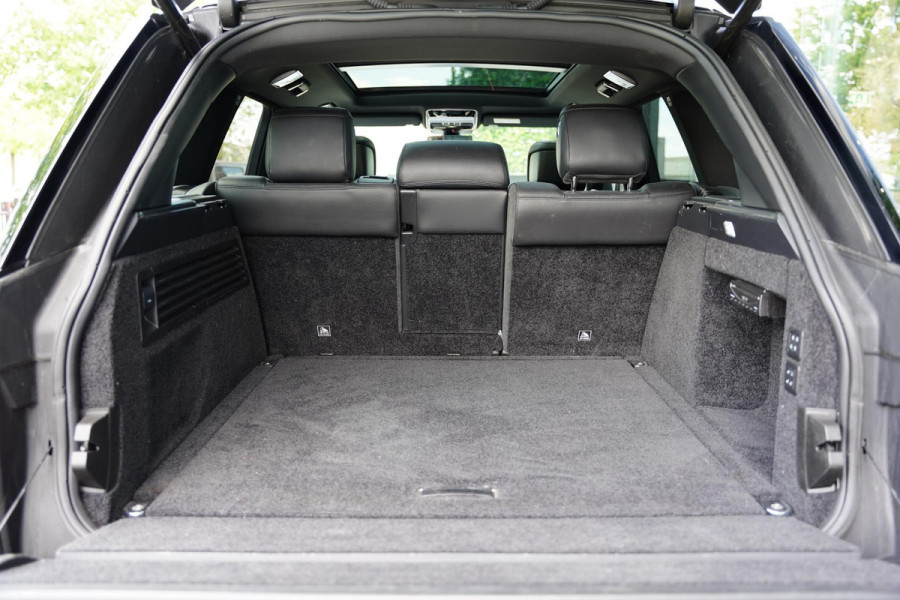 Land Rover Range Rover 4.4 SDV8 Panoramadak Meridian 22 Inch