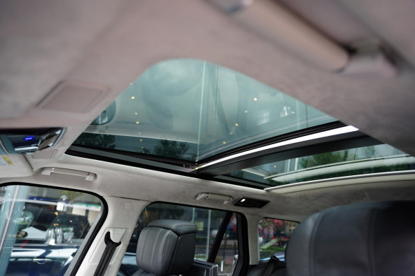 Land Rover Range Rover P 400 E Autobiography GERESERVEERD