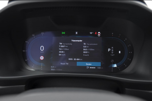 Volvo XC40 B4 211PK Automaat Plus Dark / Adaptieve cruise control / Keyless entry / Elektrische stoelen / Trekhaak / Elektrische achterklep / Stoel en stuurwielverwarming / Harman kardon audio / BLIS /