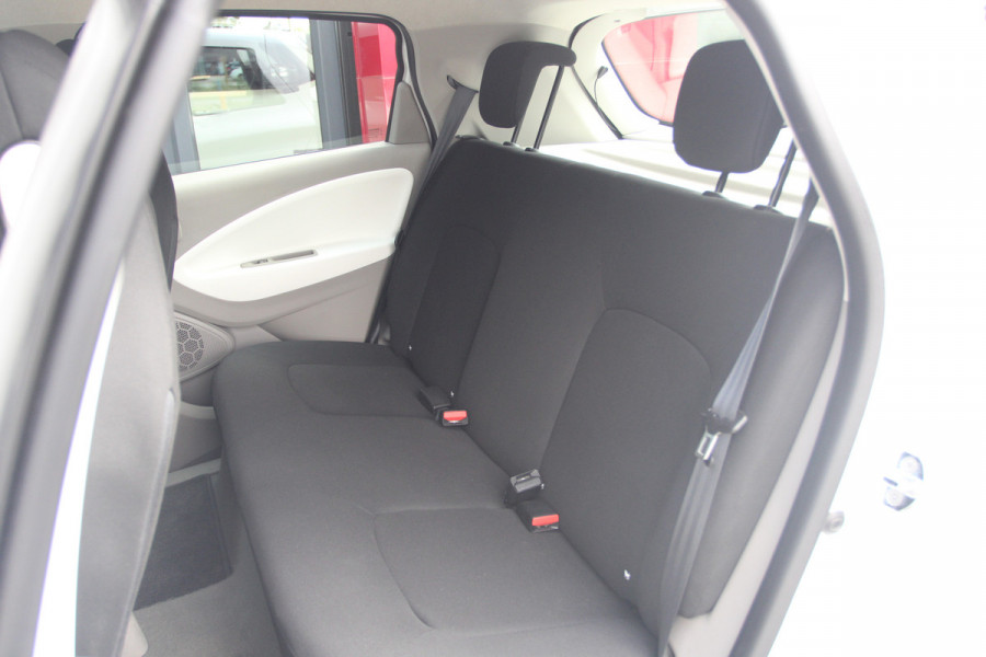 Renault ZOE R90 Life 41 kWh (ex Accu) | Cruise | Climate control | Parkeersensoren Leaseaccu vanaf € 64,- per maand
