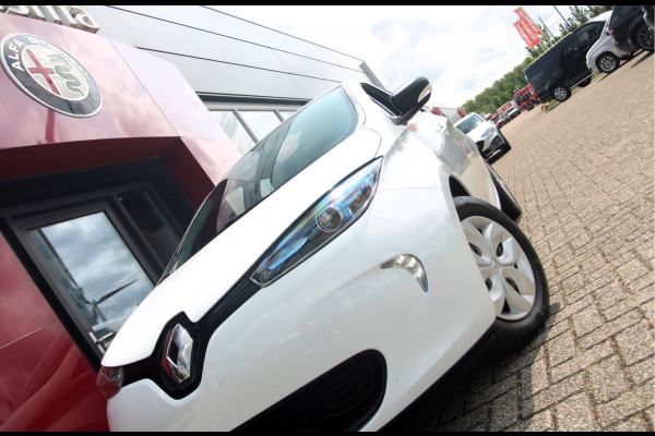 Renault ZOE R90 Life 41 kWh (ex Accu) | Cruise | Climate control | Parkeersensoren Leaseaccu vanaf € 64,- per maand