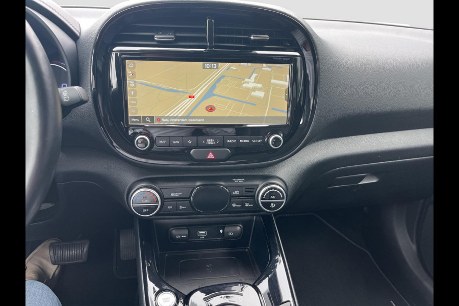 Kia e-Soul ExecutiveLine 64 kWh | Zeer Luxe | HUD | Stoelverwarming/Stoelverkoeling | Elektr. Stoelen | Lane Assist | Premium Sound |