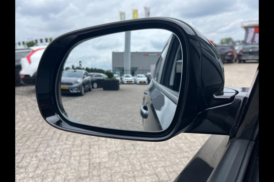 Kia e-Soul ExecutiveLine 64 kWh | Zeer Luxe | HUD | Stoelverwarming/Stoelverkoeling | Elektr. Stoelen | Lane Assist | Premium Sound |