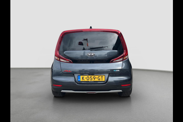 Kia e-Soul ExecutiveLine 64 kWh | Zeer Luxe | HUD | Stoelverwarming/Stoelverkoeling | Elektr. Stoelen | Lane Assist | Premium Sound |