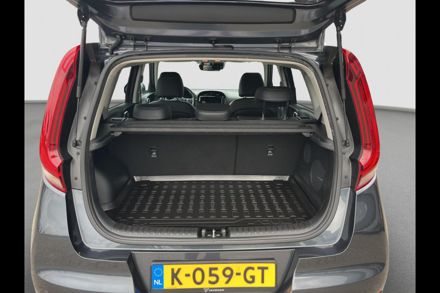 Kia e-Soul ExecutiveLine 64 kWh | Zeer Luxe | HUD | Stoelverwarming/Stoelverkoeling | Elektr. Stoelen | Lane Assist | Premium Sound |