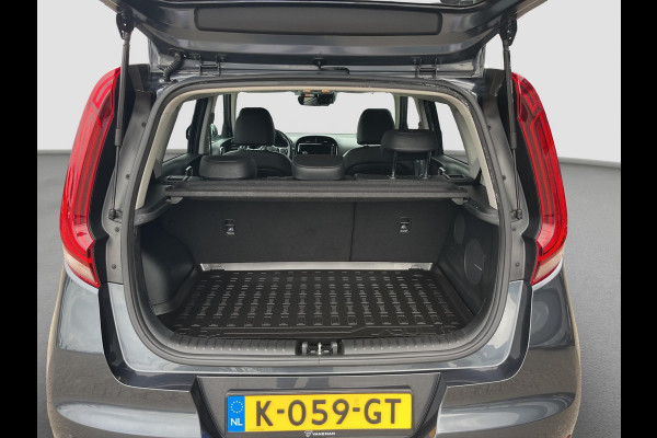 Kia e-Soul ExecutiveLine 64 kWh | Zeer Luxe | HUD | Stoelverwarming/Stoelverkoeling | Elektr. Stoelen | Lane Assist | Premium Sound |
