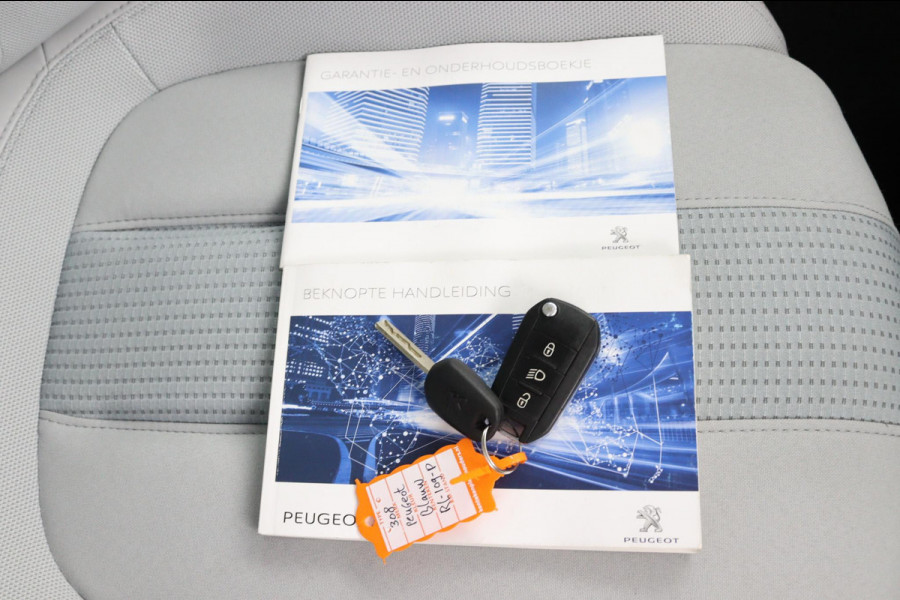 Peugeot 308 SW 1.6 BlueHDI Premium*PANO*CRUISE*NAVI*ECC*