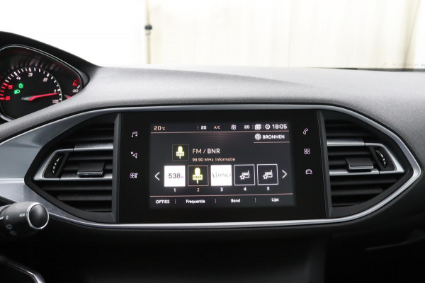 Peugeot 308 SW 1.6 BlueHDI Premium*PANO*CRUISE*NAVI*ECC*