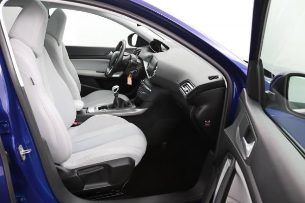 Peugeot 308 SW 1.6 BlueHDI Premium*PANO*CRUISE*NAVI*ECC*