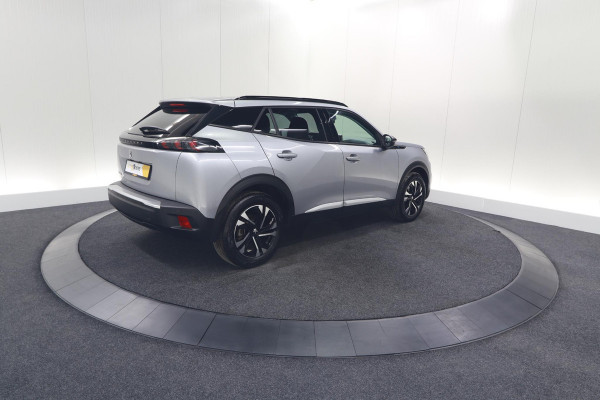Peugeot e-2008 EV Allure Pack 50 kWh | 3 Fase Laadfunctie | Camera | Navigatie | Parkeersensoren | Apple Carplay