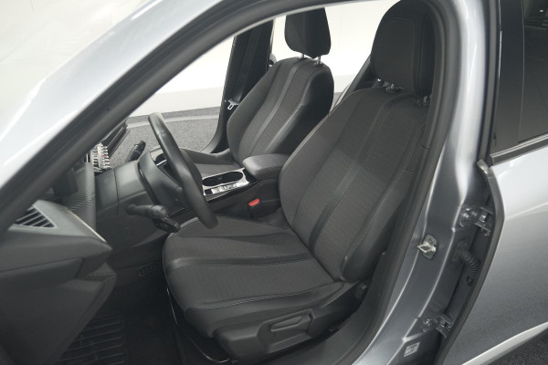 Peugeot e-2008 EV Allure Pack 50 kWh | 3 Fase Laadfunctie | Camera | Navigatie | Parkeersensoren | Apple Carplay