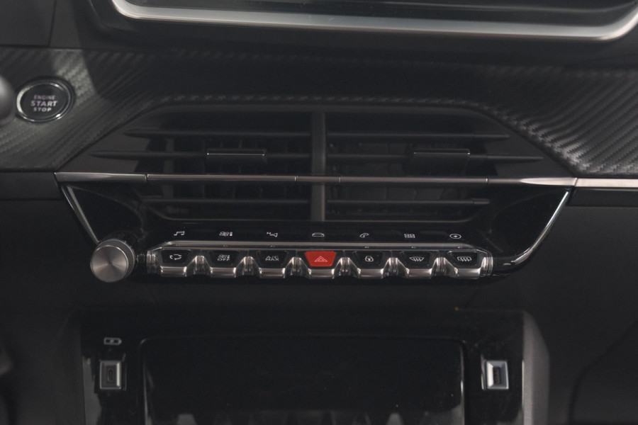Peugeot e-2008 EV Allure Pack 50 kWh | 3 Fase Laadfunctie | Camera | Navigatie | Parkeersensoren | Apple Carplay