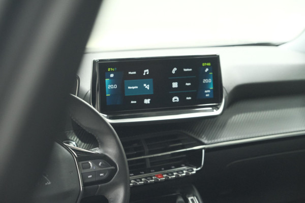 Peugeot e-2008 EV Allure Pack 50 kWh | 3 Fase Laadfunctie | Camera | Navigatie | Parkeersensoren | Apple Carplay