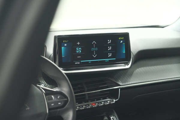 Peugeot e-2008 EV Allure Pack 50 kWh | 3 Fase Laadfunctie | Camera | Navigatie | Parkeersensoren | Apple Carplay