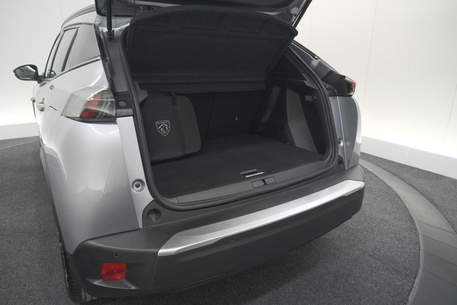 Peugeot e-2008 EV Allure Pack 50 kWh | 3 Fase Laadfunctie | Camera | Navigatie | Parkeersensoren | Apple Carplay