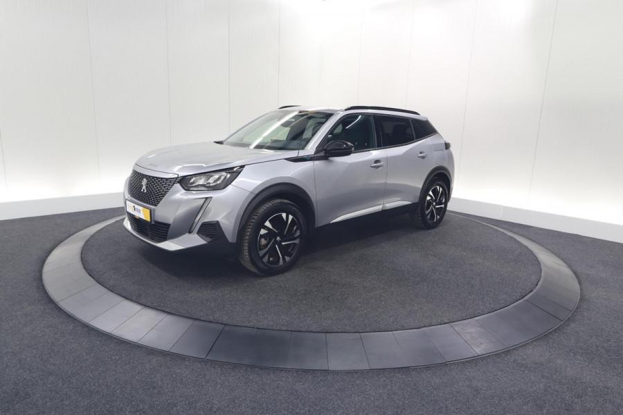 Peugeot e-2008 EV Allure Pack 50 kWh | 3 Fase Laadfunctie | Camera | Navigatie | Parkeersensoren | Apple Carplay