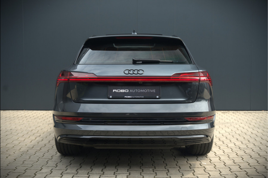 Audi e-tron e-tron 50 quattro Launch edition plus 71 kWh | Black Edition | Panoramadak | Memory Seats | Camera | Luchtvering | Adaptive Cruise Control | Keyless | Matrix LED | Leder | Stoelverwarming | NAP |
