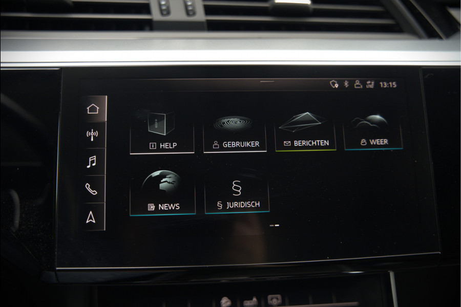 Audi e-tron e-tron 50 quattro Launch edition plus 71 kWh | Black Edition | Panoramadak | Memory Seats | Camera | Luchtvering | Adaptive Cruise Control | Keyless | Matrix LED | Leder | Stoelverwarming | NAP |