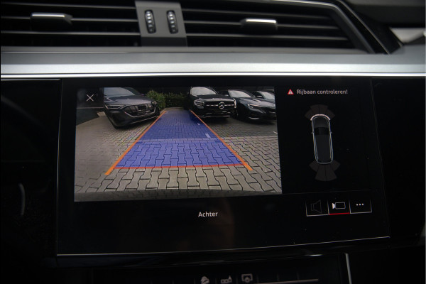 Audi e-tron e-tron 50 quattro Launch edition plus 71 kWh | Black Edition | Panoramadak | Memory Seats | Camera | Luchtvering | Adaptive Cruise Control | Keyless | Matrix LED | Leder | Stoelverwarming | NAP |