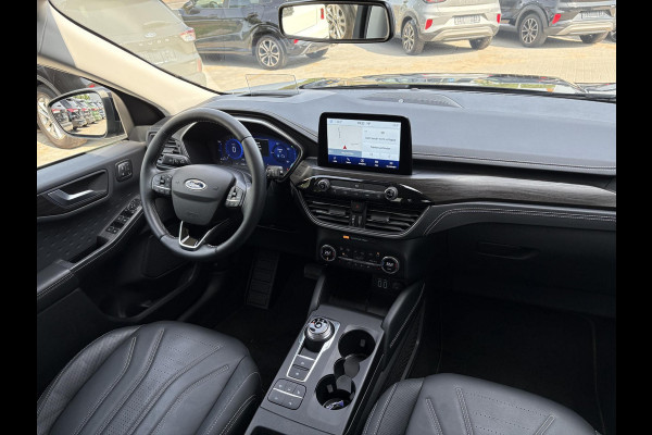Ford Kuga 2.5 PHEV Vignale 225pk | Driver Assistance Pack | Technology Pack | Winterpack | Trekhaak afneembaar | Set winter velgen | 1.500kg Trekgewicht