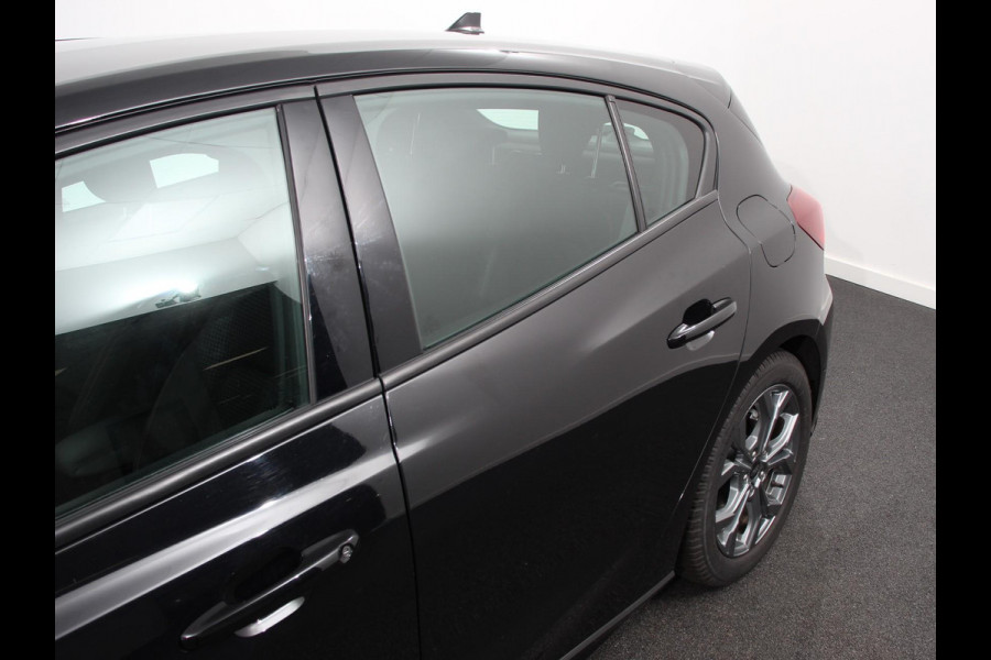 Ford Focus 1.0 EcoBoost Hybrid ST Line Navigatie Climate Control Led Dab Camera Parkeer sensoren Cruise Control Lichtmetalen velgen