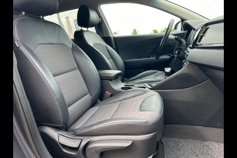 Kia Niro 1.6 GDi Hybrid DynamicLine Automaat | Cruise | Clima | Navi | Stoel & Stuurverwarming | LMV | Camera |