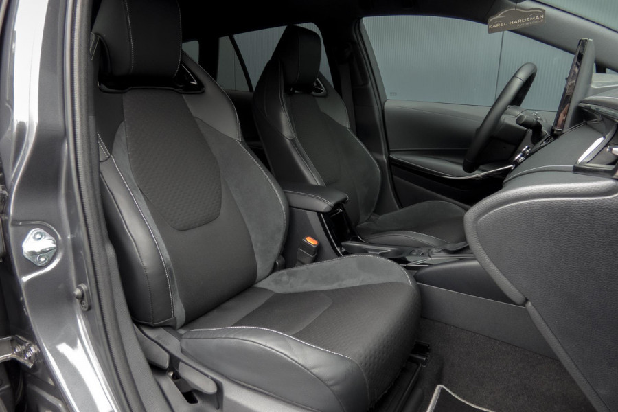 Toyota Corolla Touring Sports Hybrid 140 Executive | ADAPTIEVE CRUISE CONTROL | HEAD UP | STOELVERWARMING | TREKHAAK