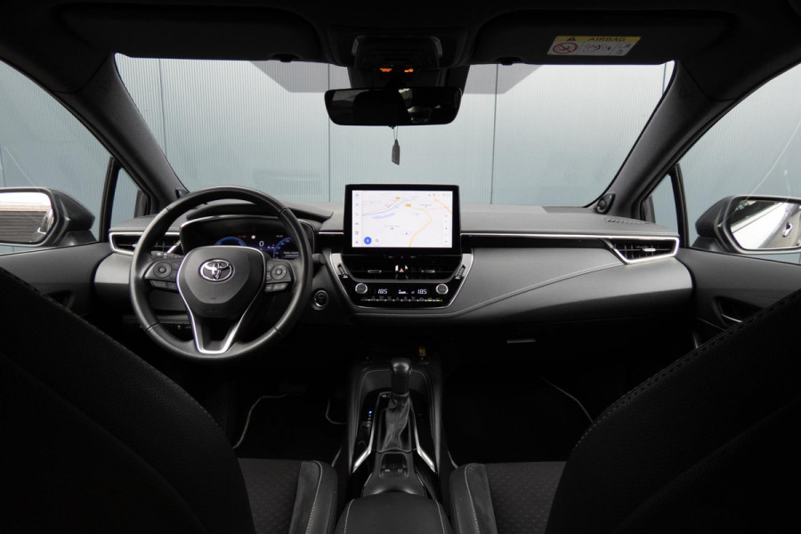 Toyota Corolla Touring Sports Hybrid 140 Executive | ADAPTIEVE CRUISE CONTROL | HEAD UP | STOELVERWARMING | TREKHAAK