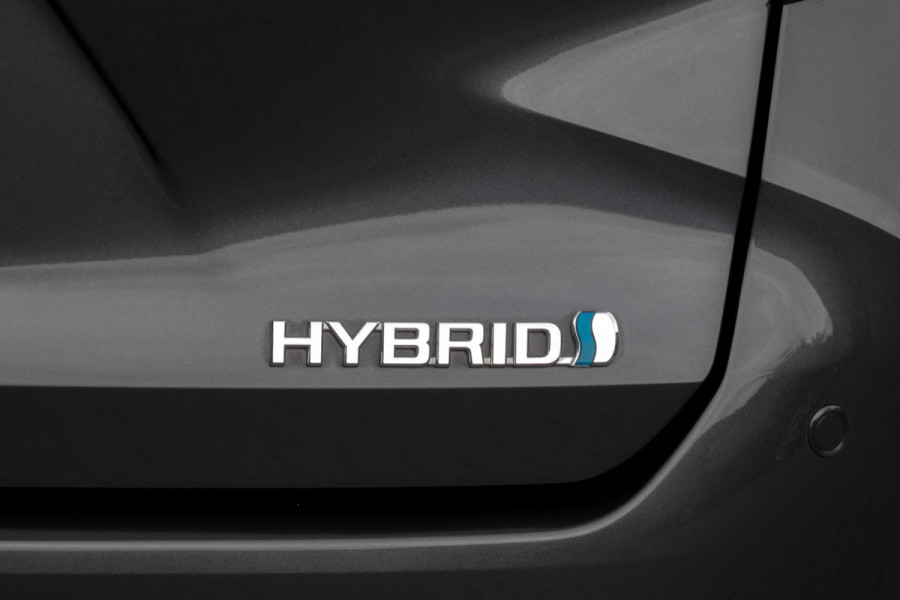 Toyota Corolla Touring Sports Hybrid 140 Executive | ADAPTIEVE CRUISE CONTROL | HEAD UP | STOELVERWARMING | TREKHAAK