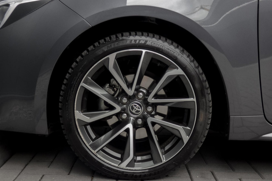Toyota Corolla Touring Sports Hybrid 140 Executive | ADAPTIEVE CRUISE CONTROL | HEAD UP | STOELVERWARMING | TREKHAAK