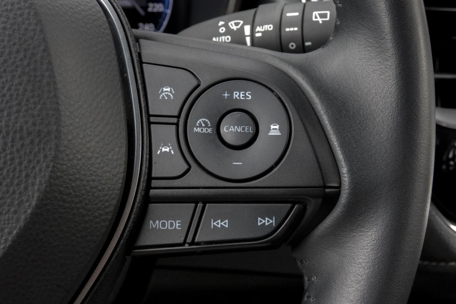Toyota Corolla Touring Sports Hybrid 140 Executive | ADAPTIEVE CRUISE CONTROL | HEAD UP | STOELVERWARMING | TREKHAAK