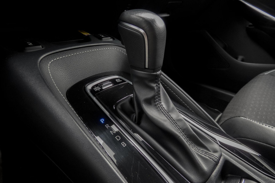 Toyota Corolla Touring Sports Hybrid 140 Executive | ADAPTIEVE CRUISE CONTROL | HEAD UP | STOELVERWARMING | TREKHAAK