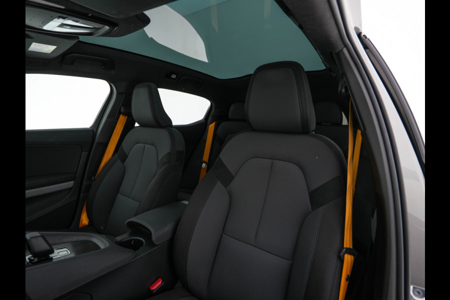 Polestar 2 Long Range Dual Motor Launch Edition 78kWh AWD [ 3-Fase ] (INCL-BTW) *PANO | NAVI-FULLMAP | HARMAN/KARDON-AUDIO | FULL-LED | KEYLESS | TOPVIEW | LANE-ASSIST | DIGI-COCKPIT | DAB+ | SPORT-SEATS | CARPLAY | TOWBAR | BLINDSPOT | 20''ALU*