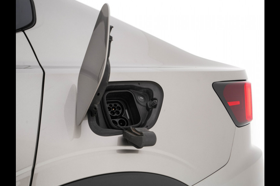 Polestar 2 Long Range Dual Motor Launch Edition 78kWh AWD [ 3-Fase ] (INCL-BTW) *PANO | NAVI-FULLMAP | HARMAN/KARDON-AUDIO | FULL-LED | KEYLESS | TOPVIEW | LANE-ASSIST | DIGI-COCKPIT | DAB+ | SPORT-SEATS | CARPLAY | TOWBAR | BLINDSPOT | 20''ALU*