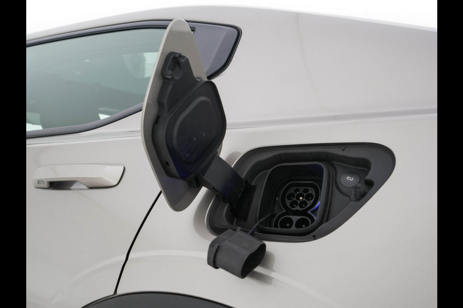 Polestar 2 Long Range Dual Motor Launch Edition 78kWh [ 3-Fase ] (INCL-BTW) *PANO | HARMAN/KARDON-AUDIO | FULL-LED | TOPVIEW | BLINDSPOT |  KEYLESS | MEMORY-PACK | ADAPT.CRUISE | CARPLAY | HEATED-SPORTSEATS | DIGI-COCKPIT | 20"ALU*