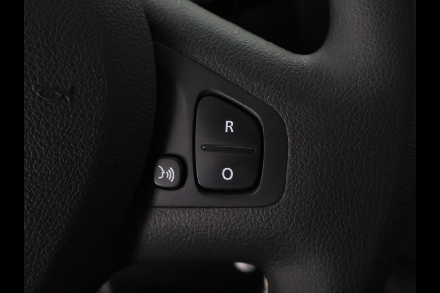Renault Trafic 2.0 dCi 120 T27 L1H1 Comfort | Navigatie | Cruise Control | Parkeersensoren |