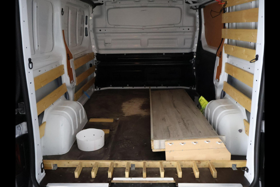 Renault Trafic 2.0 dCi 120 T27 L1H1 Comfort | Navigatie | Cruise Control | Parkeersensoren |