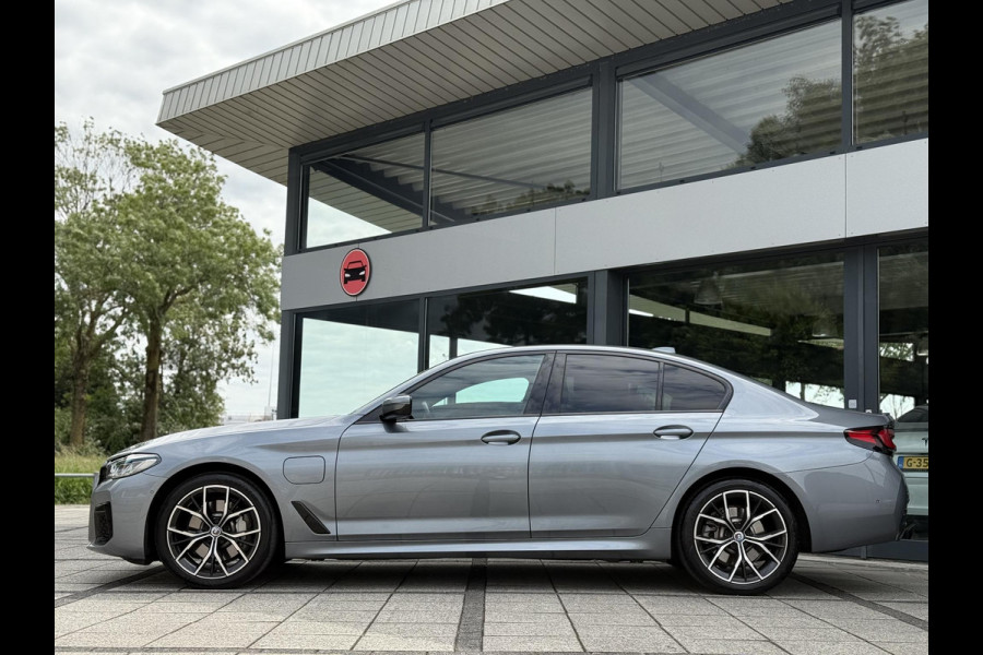 BMW 5 Serie 520e Aut. M-Sport Xenon-LED | Navi | BMW Laser | Alcantara |