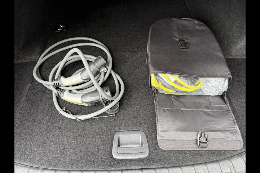 BMW 5 Serie 520e Aut. M-Sport Xenon-LED | Navi | BMW Laser | Alcantara |