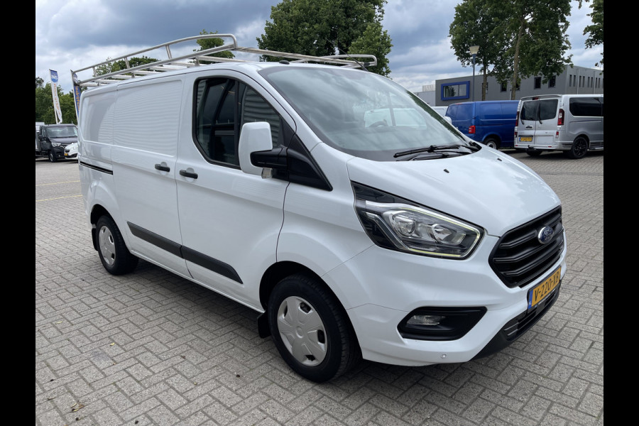 Ford Transit Custom 280 2.0 TDCI L1H1 Trend / vaste prijs rijklaar € 14.950 ex btw / euro 6 diesel / bpm vrij / lease vanaf € 252 / airco / cruise / navi / trekhaak / imperial / camera !